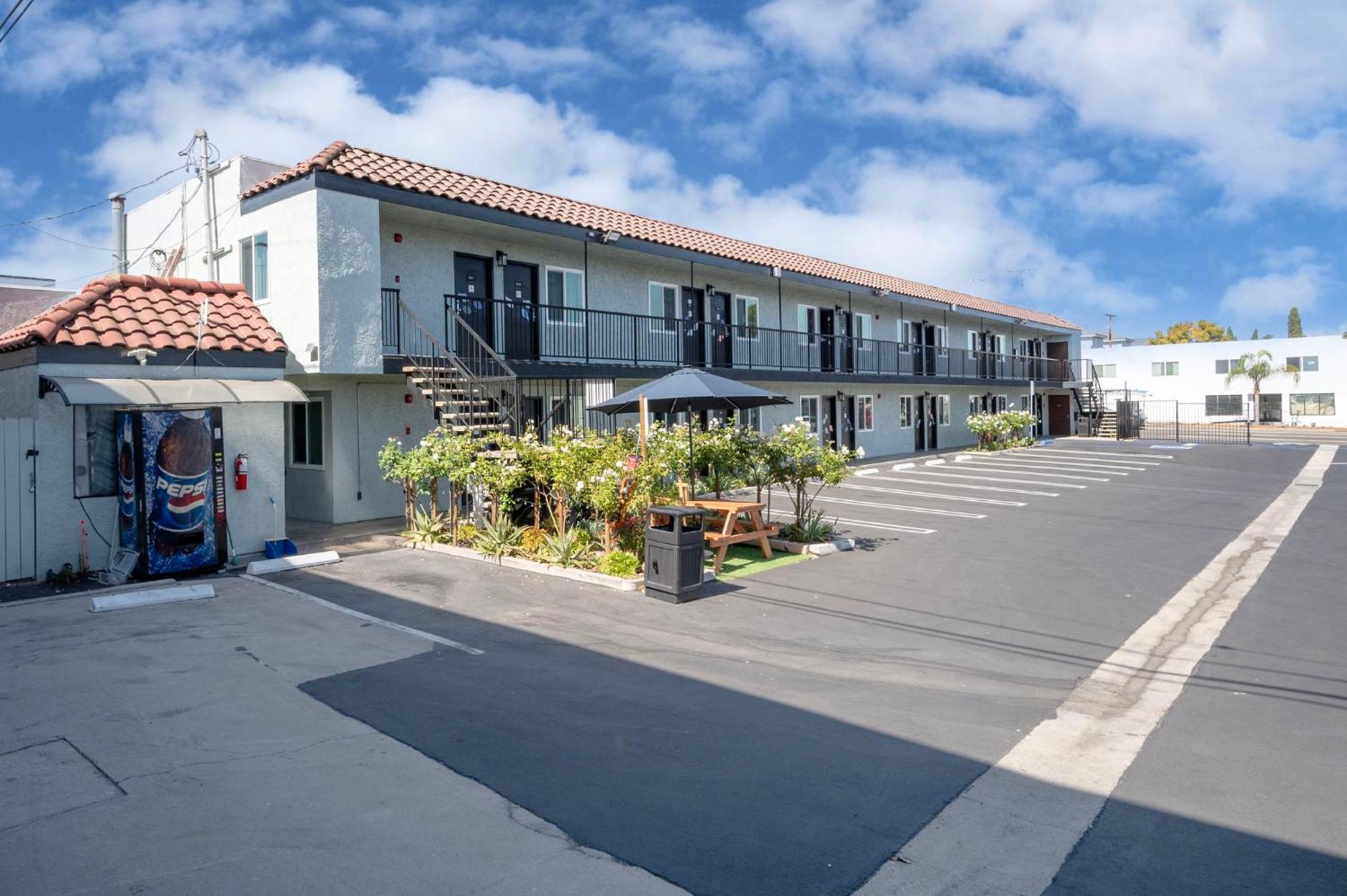 Unik Motel ロサンゼルス エクステリア 写真